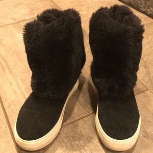J/Slides - platform boot